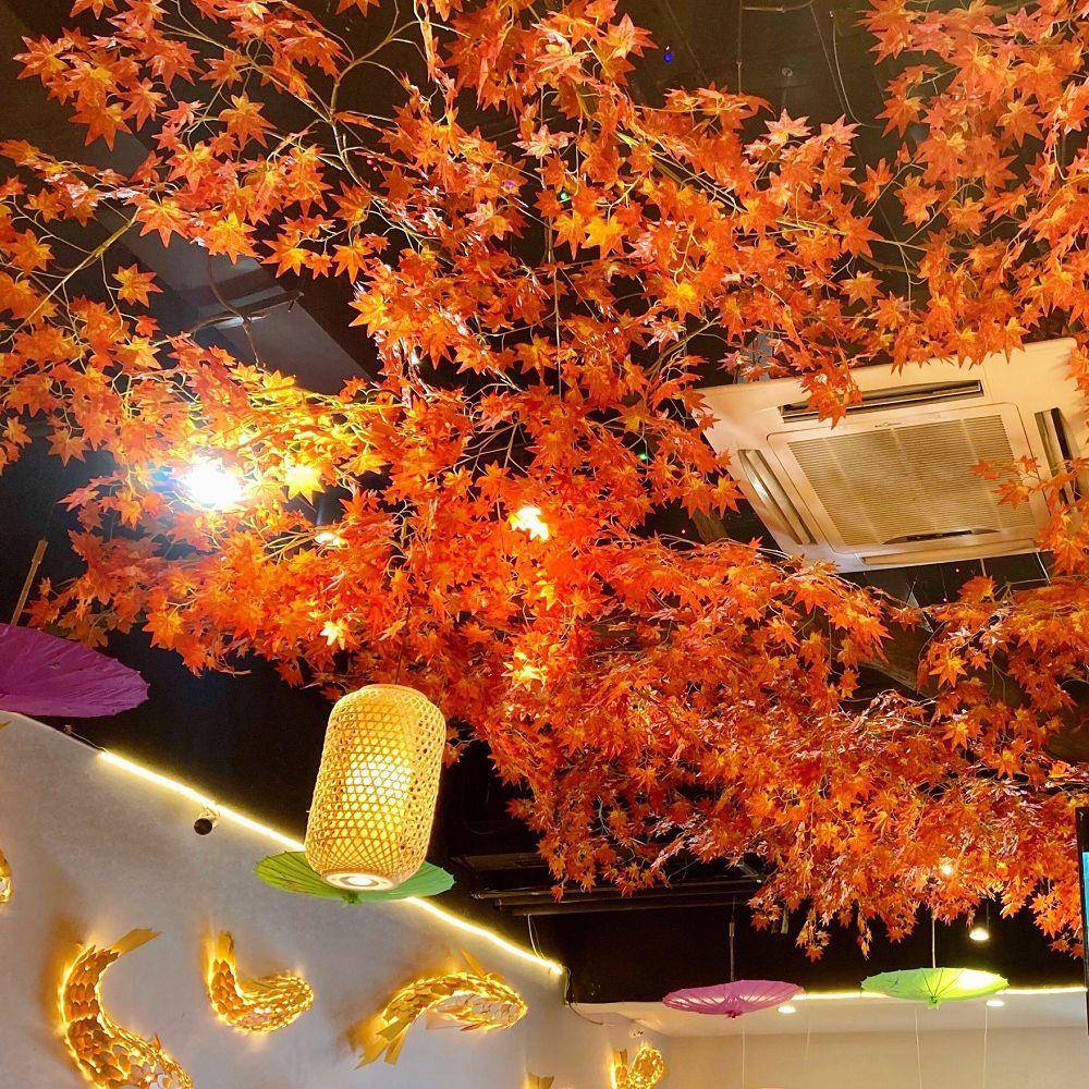 假仿真枫叶吊顶装饰假红枫藤条天花板绿植吊叶顶遮丑藤蔓植481563