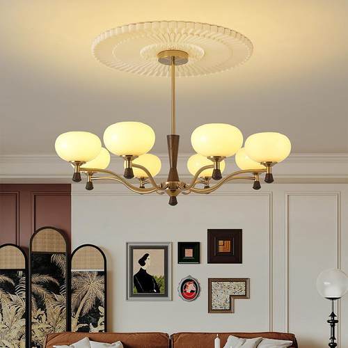 新款客厅吊灯法式中古风创意实木餐厅主灯氛围灯卧室装饰简约灯具