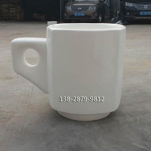 户外玻璃钢咖啡杯雕塑创意美陈雕塑摆件玻璃纤维杯子造型厂家直供