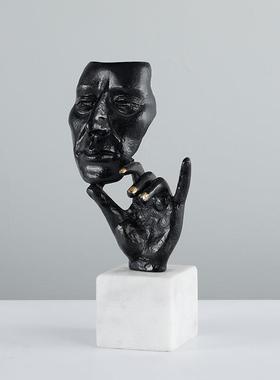 现代创意样板房客厅电视柜酒柜人物造型铸铁雕塑摆件新古典装饰品