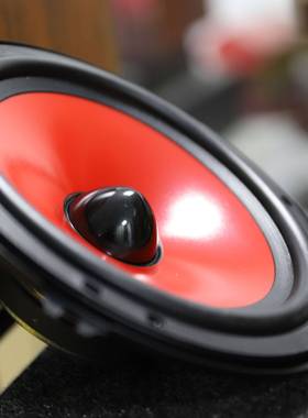 6.5寸汽车音响喇叭2021新款红色外贸款前门低音喇叭4欧姆90W