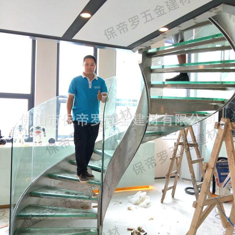 璃造不锈YBM钢梯旋转楼玻璃踏订板楼梯弧形螺旋玻栏杆