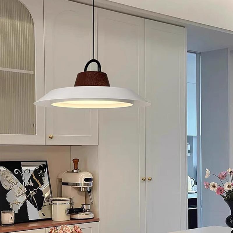 渔夫帽吊灯餐厅中古风吧台饭厅设计师餐桌吊灯2024新款简约飞盘灯