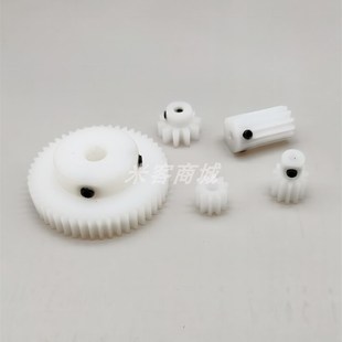 112 102 118齿圆柱直齿轮 凸台B型pom塑料0.6模61