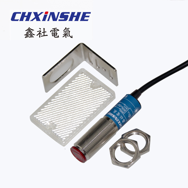 M18激光传感器镜面回归反射型 光电开关 可见光SYM18J-4SN1/4SP1