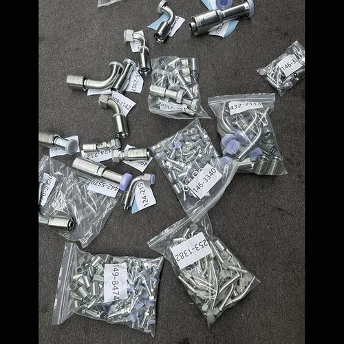 卡特挖掘机320D2 卡特330 336D2油管接头 149-8474原厂油管接头