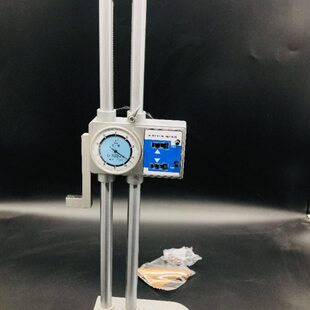 宏峰双柱带表高度尺0-300 0-500分度值0.01mm 数显双柱高度尺