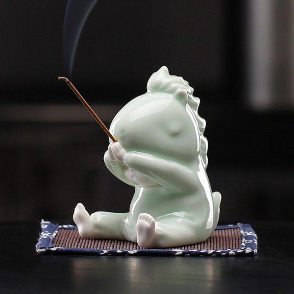 创意小马白瓷摆件家用线香薰炉香插锤车载人物装饰品桌面茶台香托,家居饰品,香托/香盘/香座/香插,淘宝优惠券,粉丝福利购,淘宝优惠卷