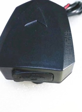 车载手机充电器 电动车手机USBR接头手机充电器