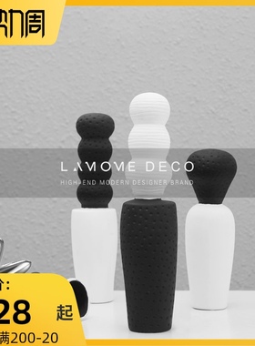 简约现代个性f创意 黑白蘑菇精灵摆件售楼处样板间客厅桌面装饰品