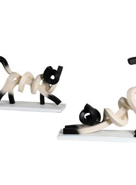 现代伸展儿童房扭曲线条猫咪趣味样板间售楼处卧室米黑动物摆件