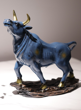 创意牛摆件新中式牛金牛工艺品办公室高J档高级摆件华尔街牛气冲