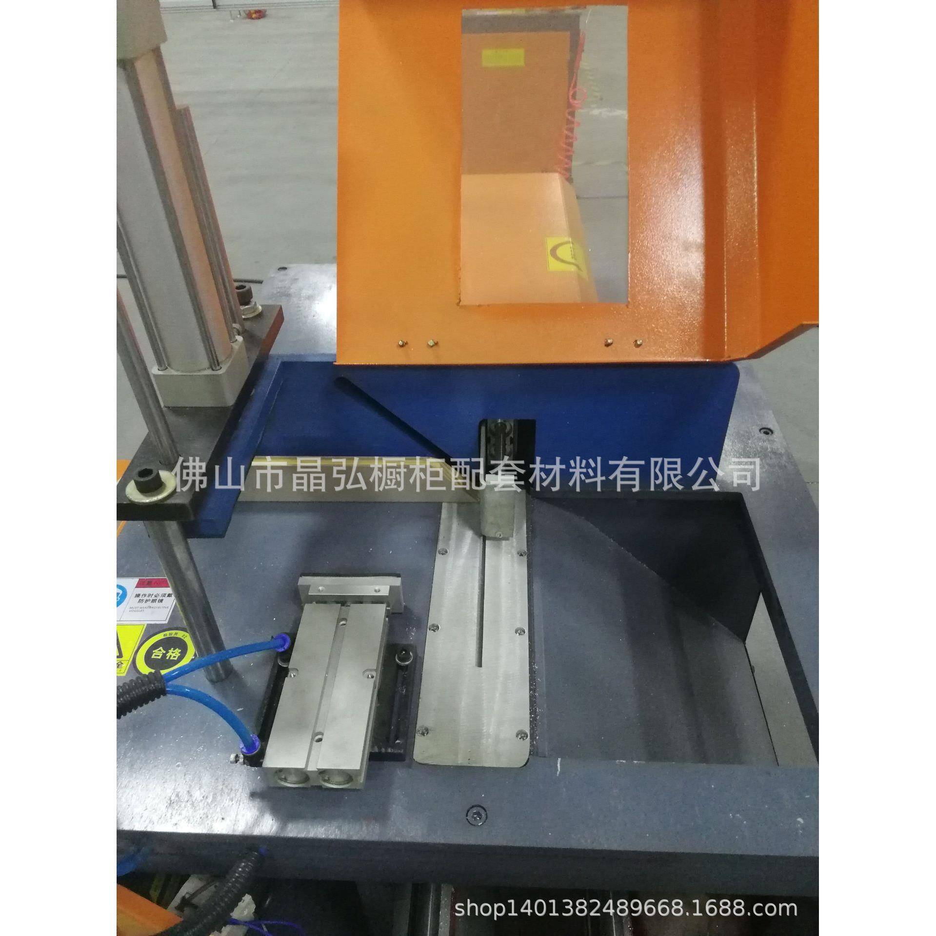 全铝生态木门45度斜切机灯箱广告铝材切割机极简铝框门铝材切角机