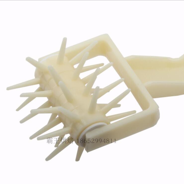 烘焙工具 塑料拉网刀滚轮刀滚刀饼干披萨派皮打孔器滚针蛋糕模具