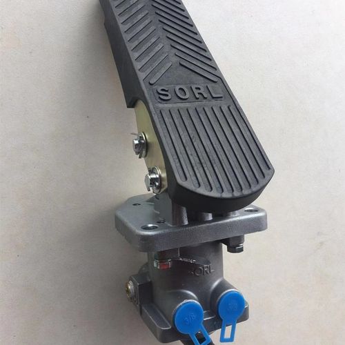 新源轮胎挖机刹车总泵新源挖机轮胎挖机瑞立原厂配件单腔刹车泵