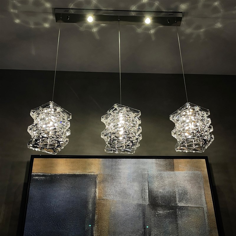 餐厅灯2c025新款感吊灯创意个性艺术网红水晶吊灯卧室床头小吊