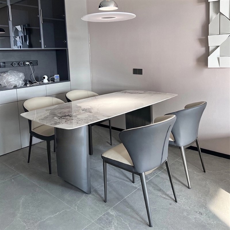 2025意式极简岩板餐桌轻奢高端奢石G现代简约家用长方形小户型饭