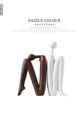 简约现代轻奢书档雕塑人物摆设家C居书柜台书桌面软装饰品创意摆