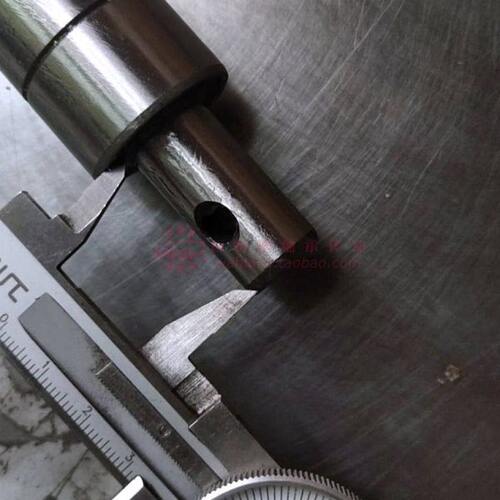 水泵轴连轴承1630075 带孔 中间轴承直径30 长39 总长75mm