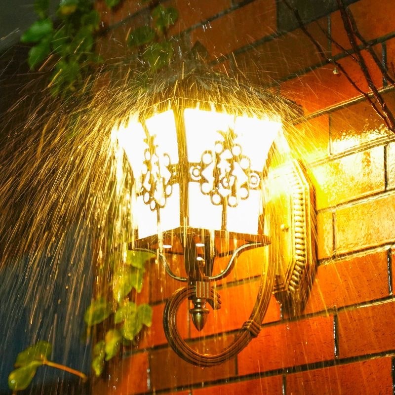 太阳能壁灯家用户外太o阳能灯室外露台灯墙壁灯花园别墅防水庭院