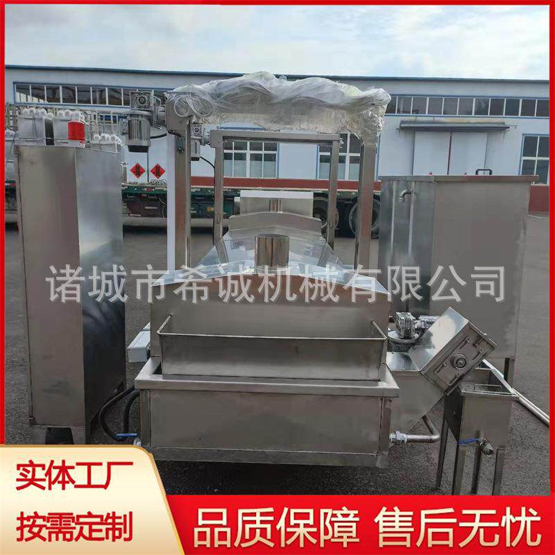 自动薄脆油炸机天津煎饼果子制作机器薄脆油炸机超薄面皮油炸线