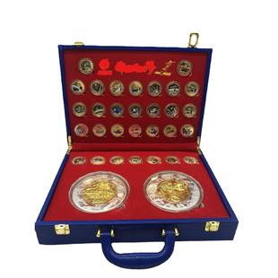 航天纪念章创建65年纪念章2枚1000克章加30枚直径35毫米章套装