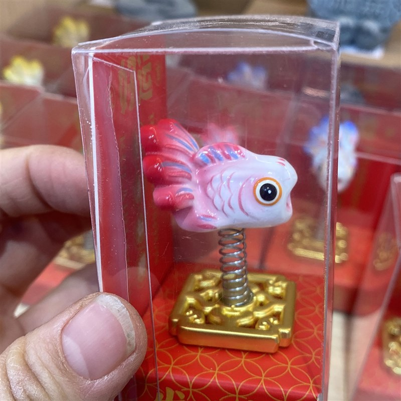 泉州文创摆件可k爱滴水兽车载装饰摇摇乐桌面有趣治愈小摆件