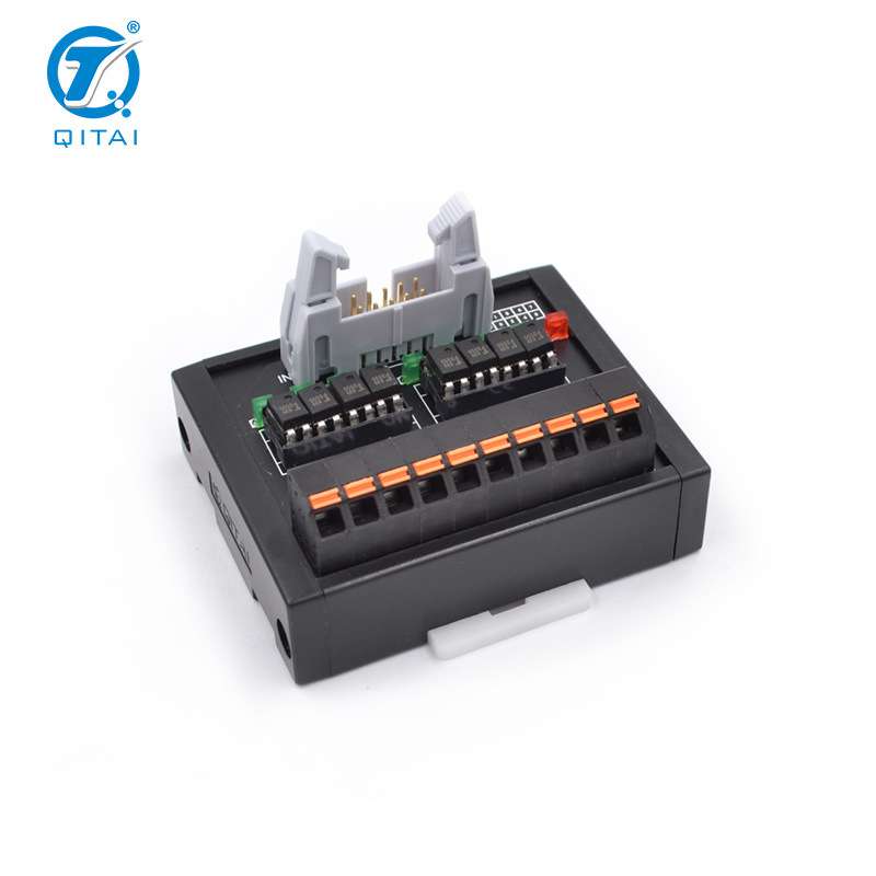 QMY308SL光耦继电器模组端子台PNPNPN牛角输入4位1公共点继电器