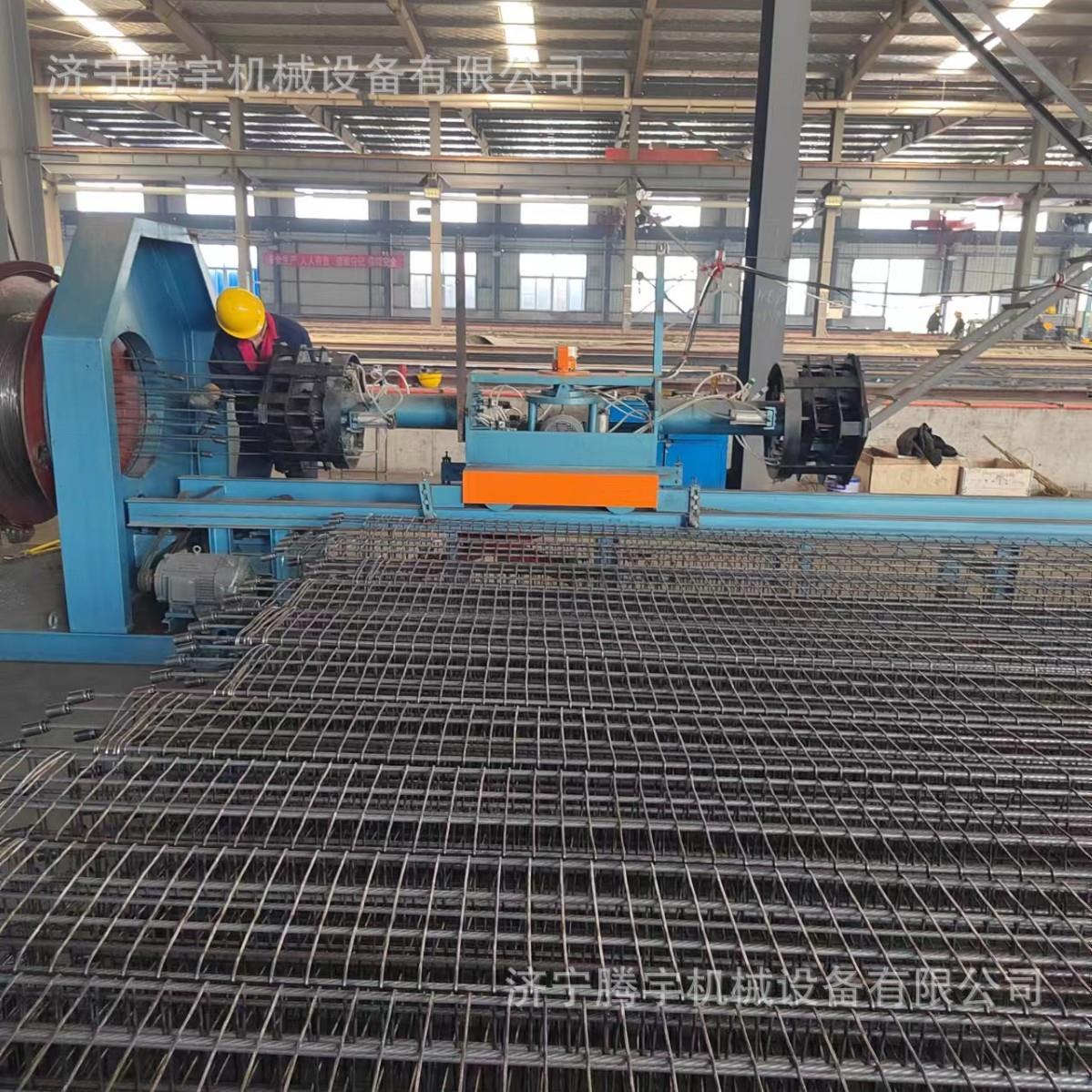 方桩滚焊机现货供应方桩电阻焊机12米长 16米长300*300直径滚焊机