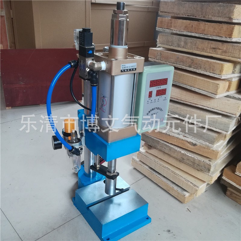 SCJ80X100-50 300公斤气动压力机 小Y型台式气压床