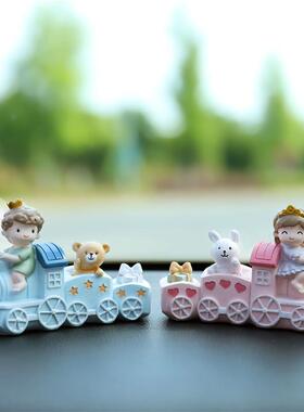 汽车摆件树脂工艺品小火车生日蛋糕烘焙男女孩周岁甜品台装饰趣饰
