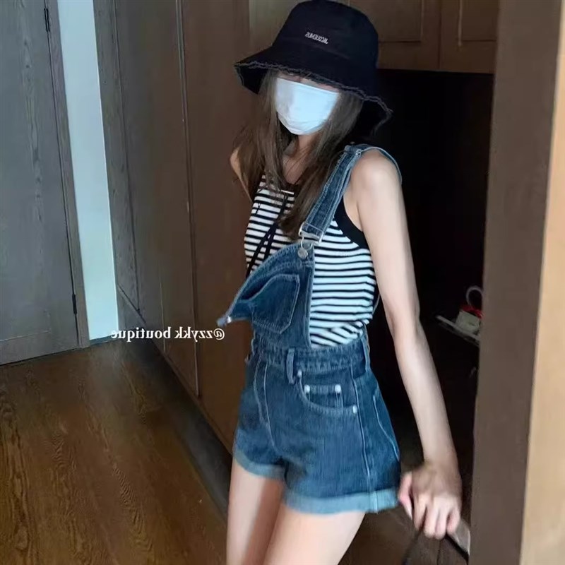 牛仔背带裤女2025夏季韩系气质高级感小个子高腰显瘦阔腿连体短裤图片