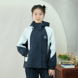 户外休闲风派克服女连帽两件套摇粒绒内搭防风保暖外套2025冬季 款