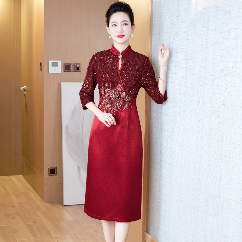 包臀裙女红色修身婚礼妈妈连衣裙高贵喜婆婆洋气旗袍礼服中婚礼服