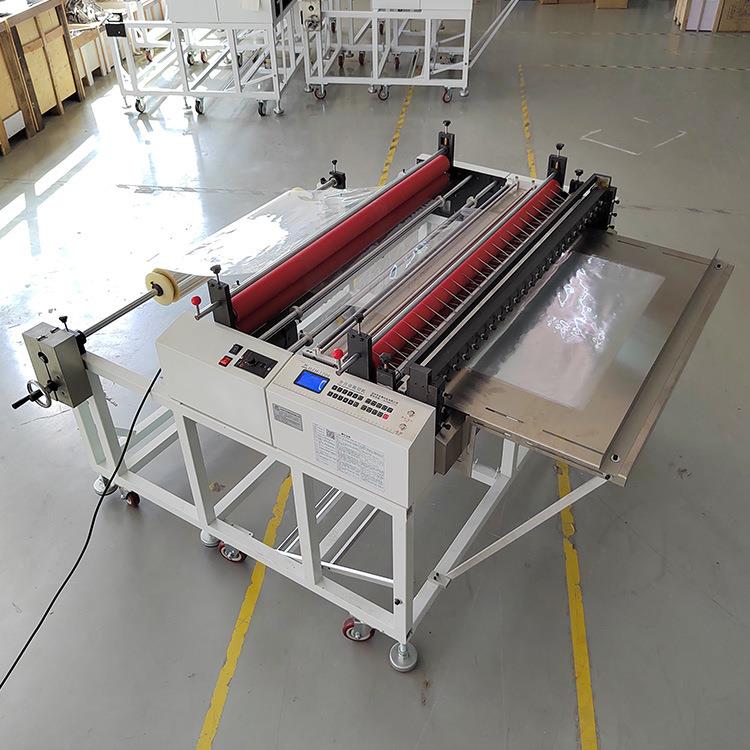 无纺布全自动裁切机PVC膜防窥膜手机膜切膜机泡棉海绵珍珠棉切断