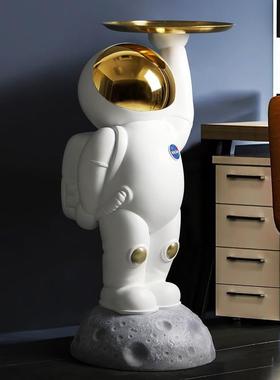 北欧创意宇航员摆件大型落地客厅电视柜沙发旁玄关收纳家居装饰品