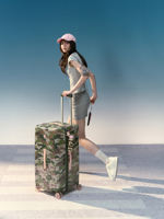 ROSYDOEDIAN found and organized a large-capacity, durable, silent swivel wheel travel suitcase thumbnail 4