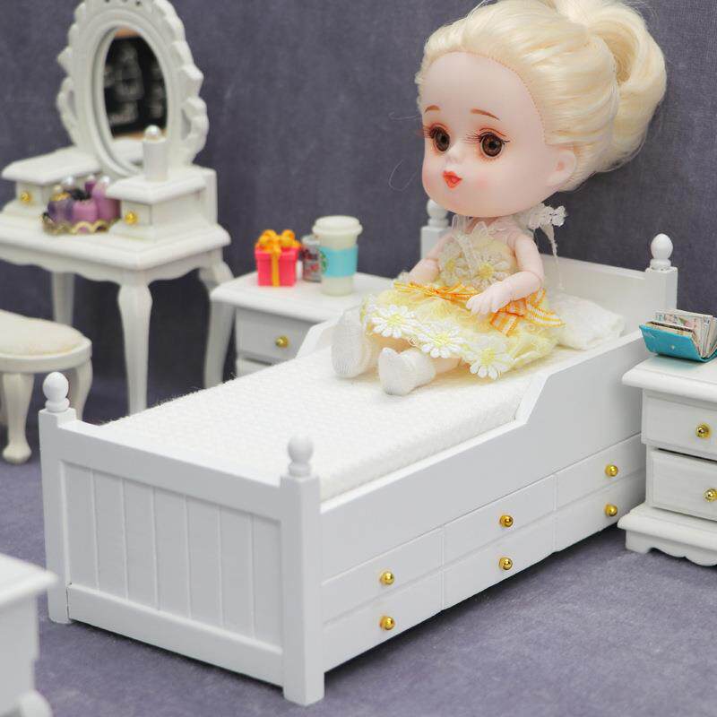 1:12娃娃屋dollhouse迷你家具卧室场景摆件白色古典白色床带抽屉