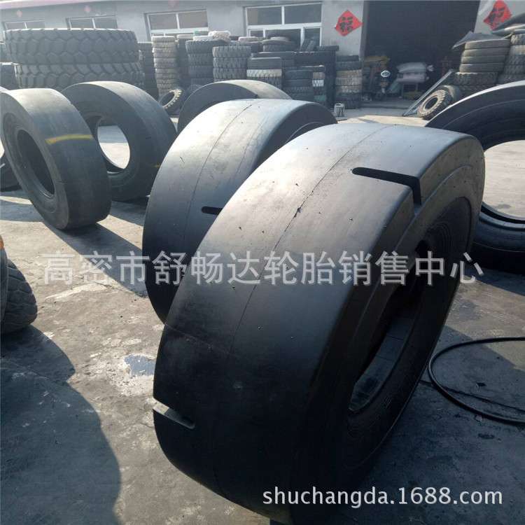 现货供应20.5-25矿山轮胎光面L-5S花纹井下铲运车轮胎20.5-25
