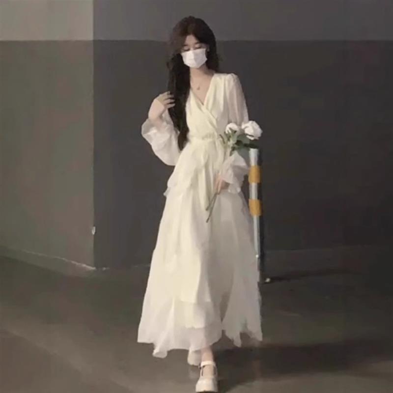 春夏清纯温柔风白月光连衣裙仙女高级感法式气质白色百搭长袖裙子