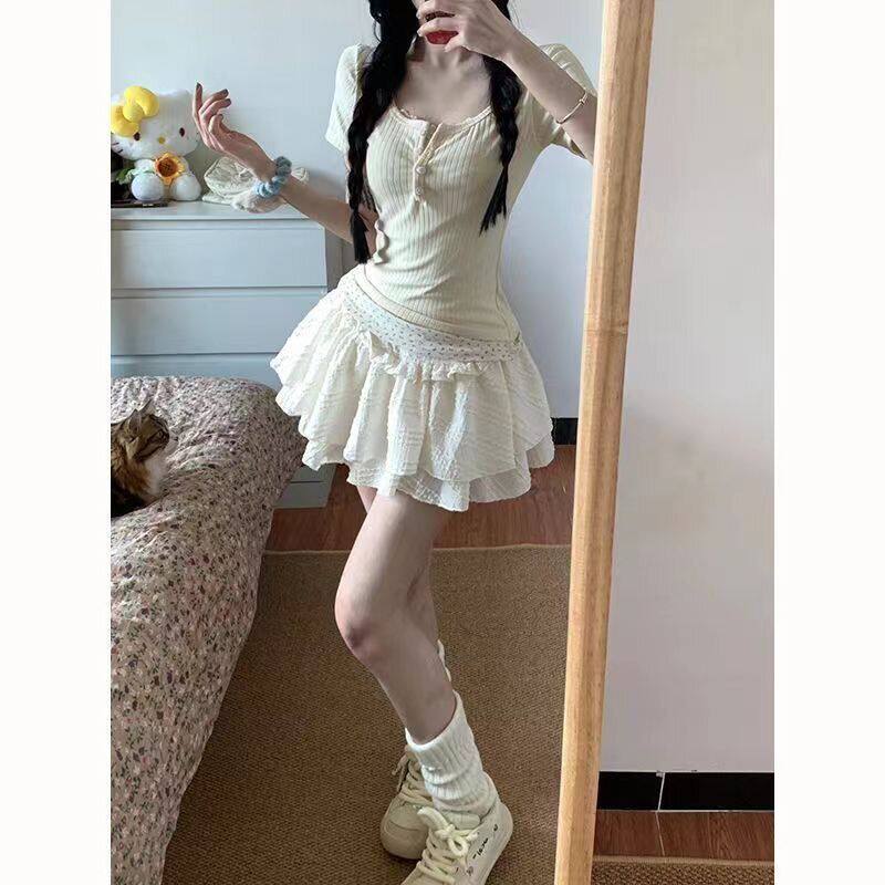 韩系辣妹穿搭套装女夏季假两件碎花拼接短袖T恤+蓬蓬蛋糕裙一整套