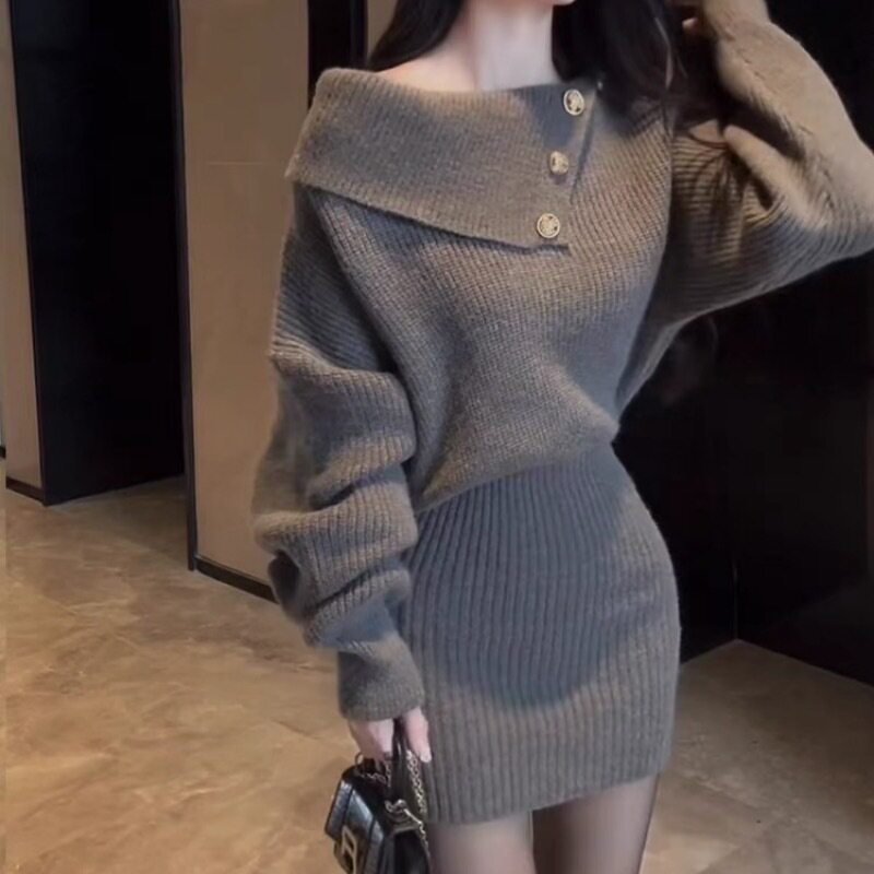 针织连衣裙女秋冬新款时尚毛衣裙设计感百搭气质包臀裙子
