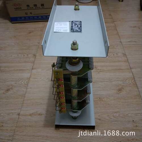 起重电动机用起动调整电阻器RT03-4/1B配电机JZR203-4 容量1.5KW