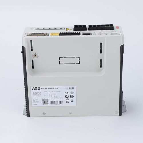 ABB MicroFlex e190 伺服驱动器MFE190-04UD-06AO-2+N8020紧凑型