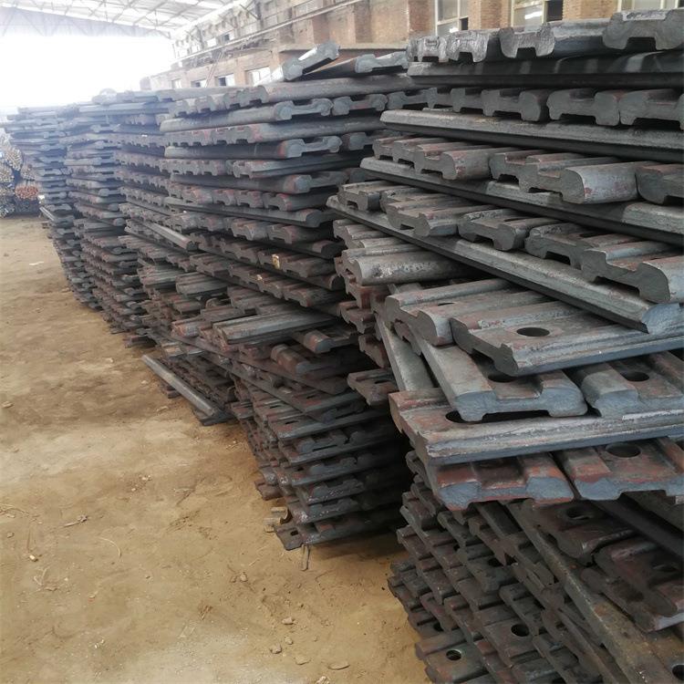 安装方便 外形尺寸小 绝缘轨距拉杆 设计合理 结构简单