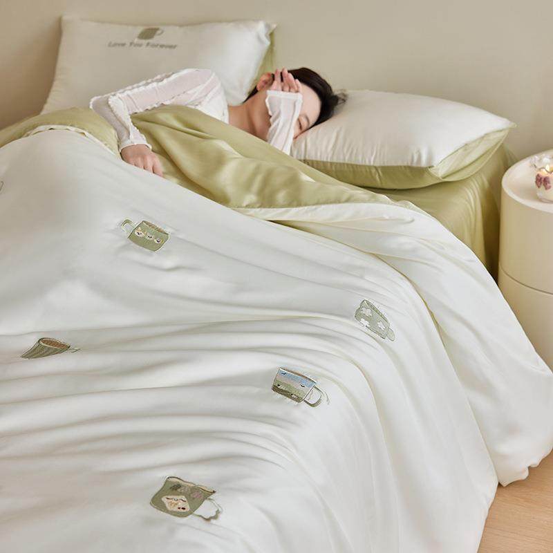 A类60s兰精天丝四件套小清新可爱刺绣凉感丝滑被套莱赛尔纤维套件