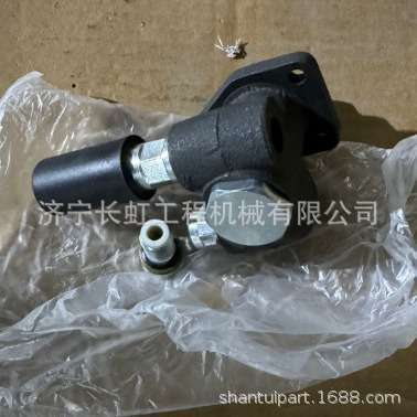 现货供应柳工推土机配件：SP197077 柳工CLGB160C输油泵