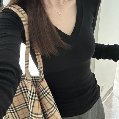 打底衣女内搭高级感可外穿配大衣大码胖MM黑色V领纯棉正肩长袖秋