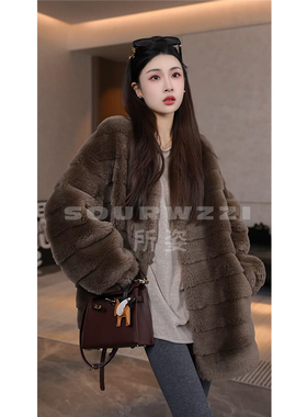 SOURWZZI/所姿100%羊毛横排冬季时尚休闲宽松女士外套SZ-26310