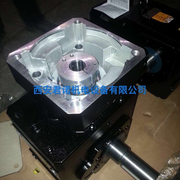 Stober 斯德博 KL202AJ0160MQ  伺服螺旋伞齿轮减速机